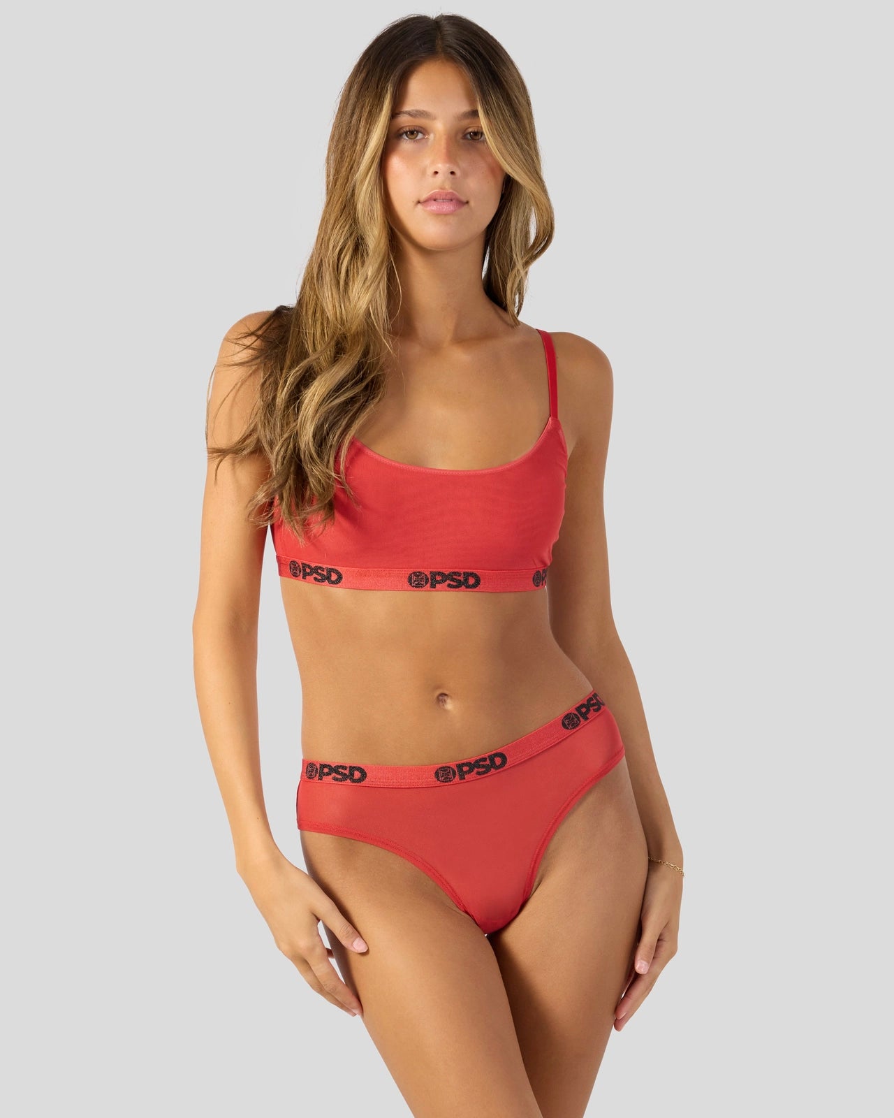 Mesh - Solid Red - Image 2